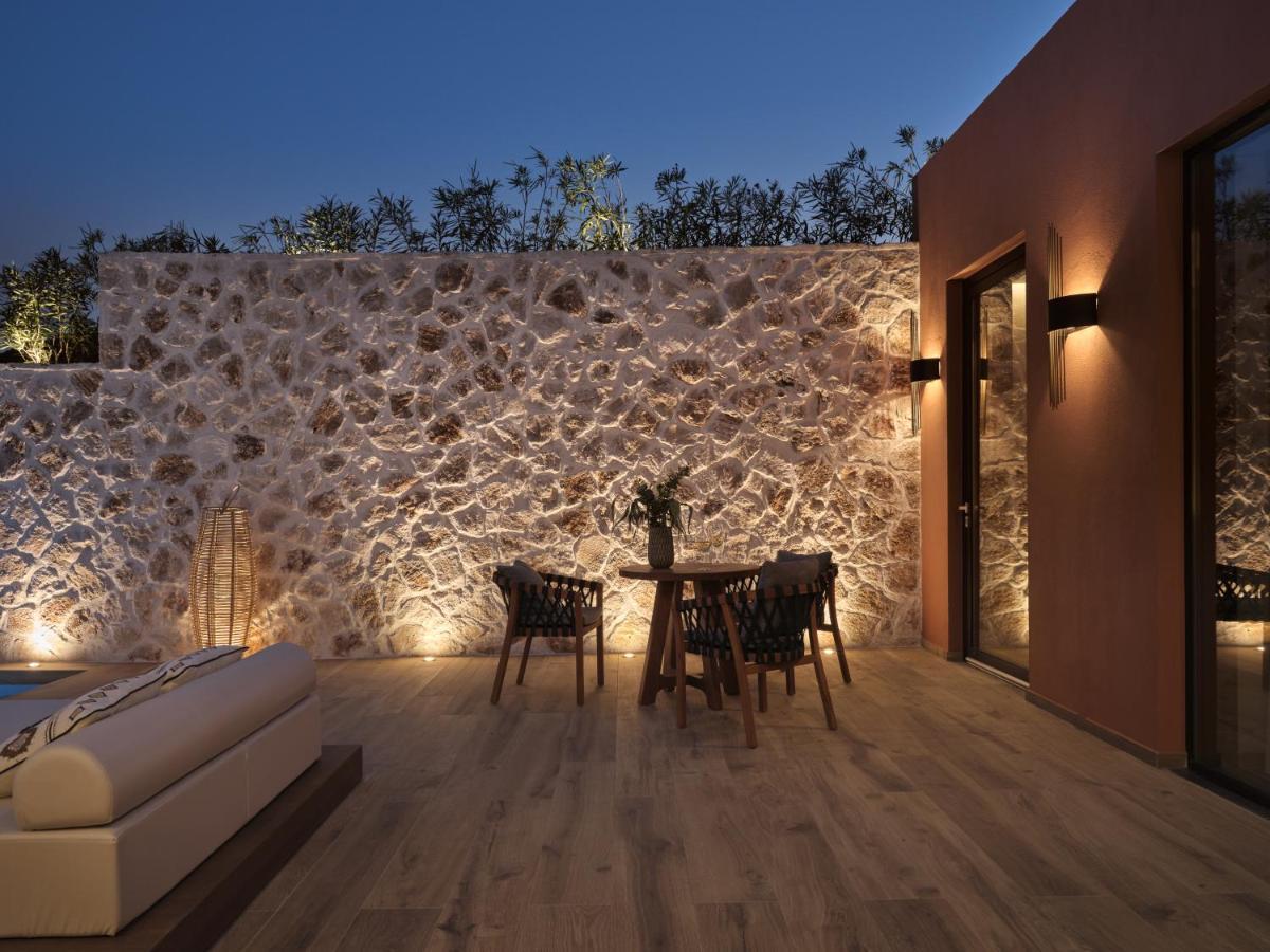 فيلا White Springs Retreat Orthoniaí المظهر الخارجي الصورة